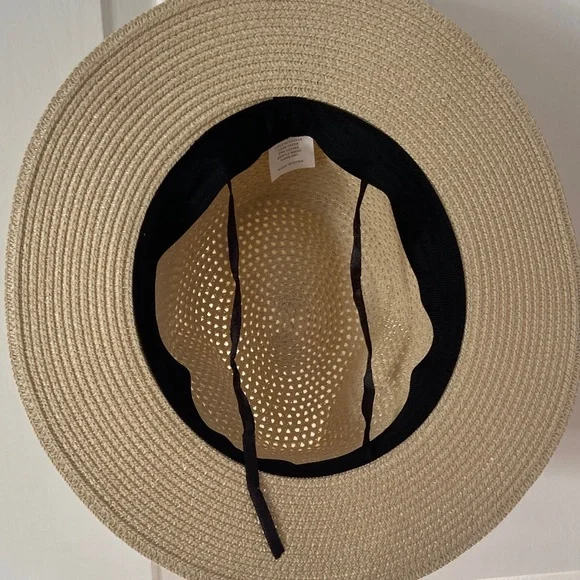 NWOT/ Stylish Tan Woven Cowgirl Hat - Picture 7 of 8